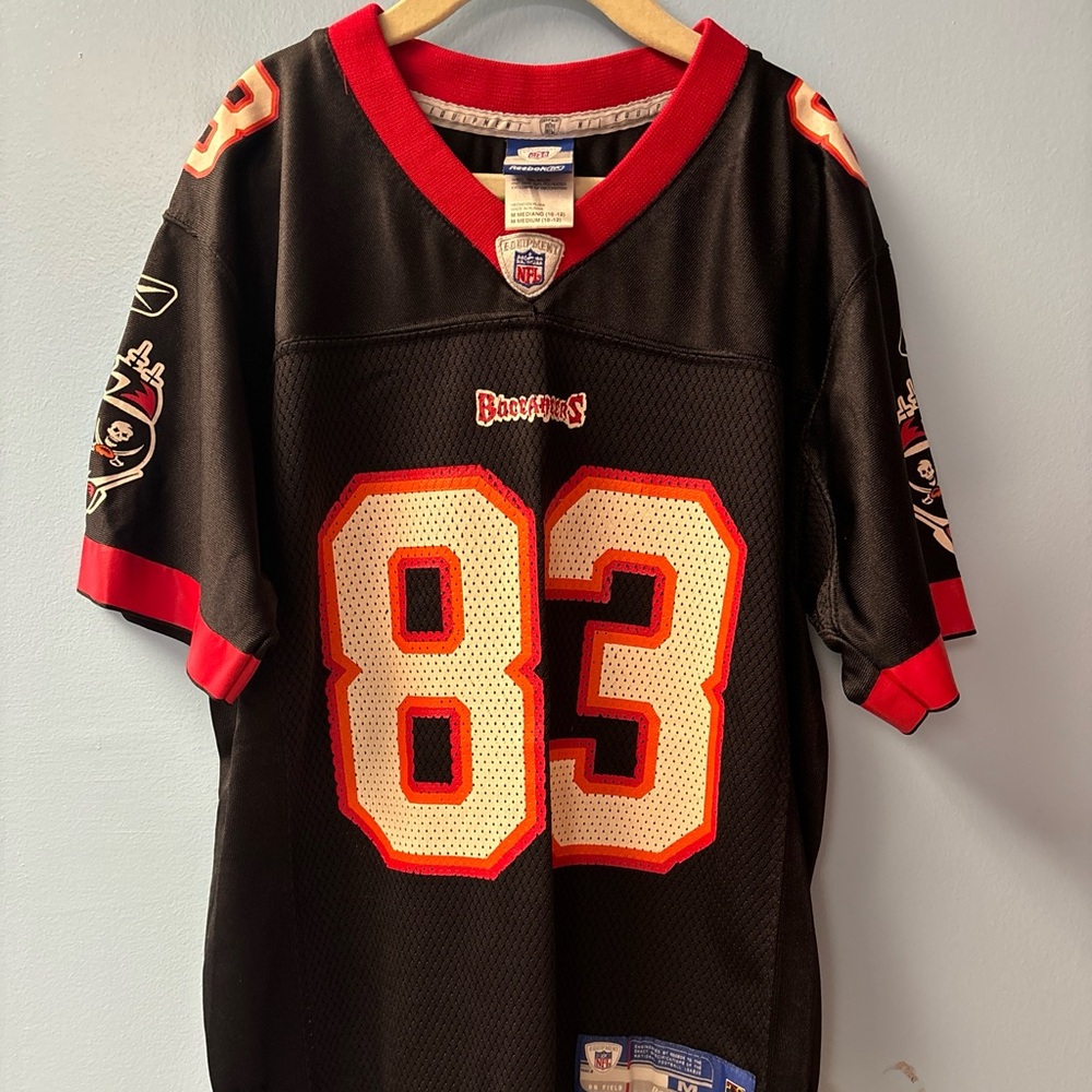 Throwback Replica Football Jersey #83 Jurevicius Tampa Bay Buccaneers 🏴‍☠️ Kids